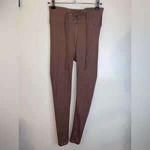 Year‎ of Ours Chocolate Ribbed Leggings